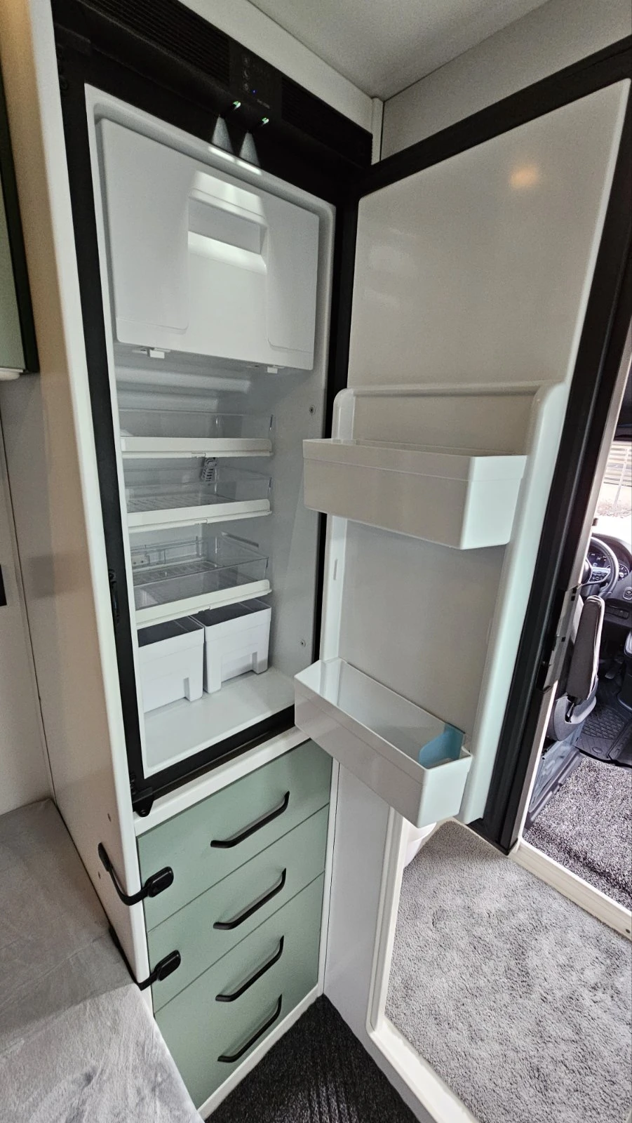 ������ Mercedes-Benz 4�4   | Mobile.bg � ����������� 12