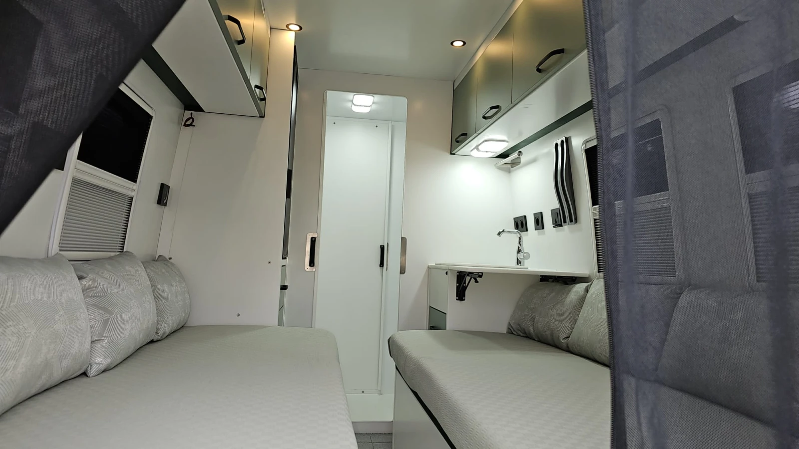 ������ Mercedes-Benz 4�4   | Mobile.bg � ����������� 15