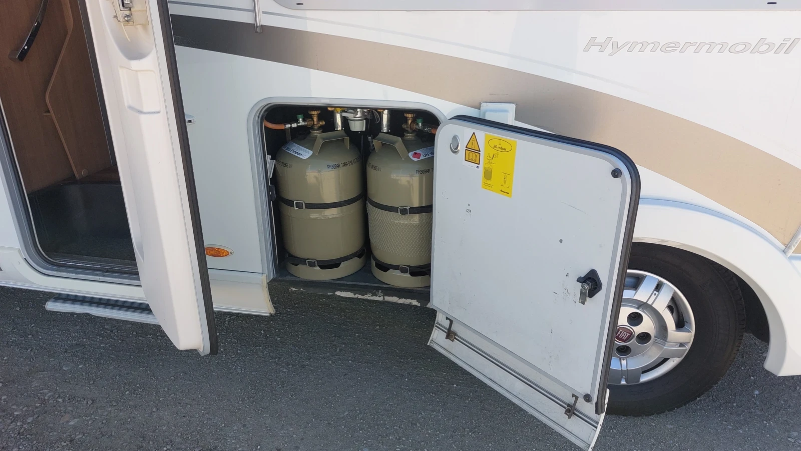 Кемпер HYMER / ERIBA B534, снимка 9 - Каравани и кемпери - 54550856