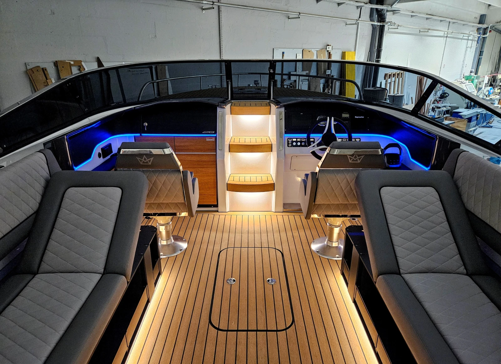 Моторна яхта Alfamarine AlfaStreet 28 Cabin ELECTRIC , снимка 17 - Воден транспорт - 54021610