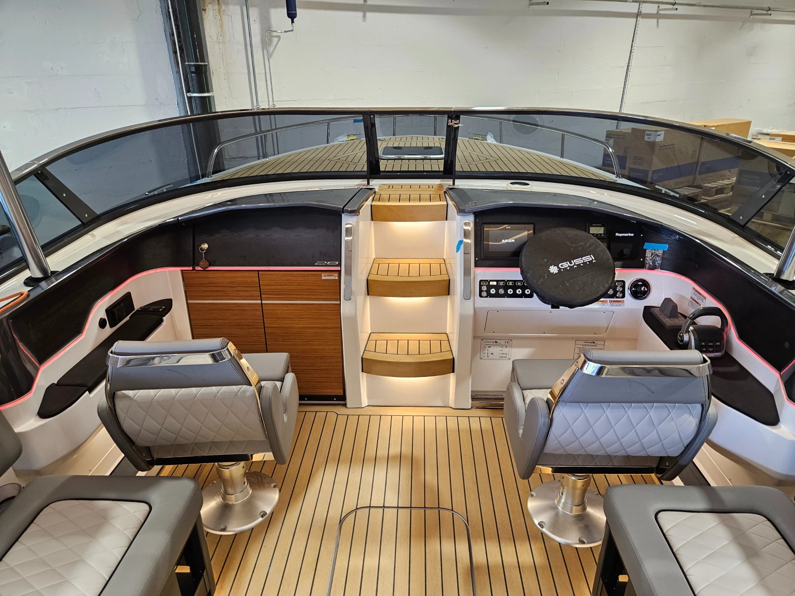 Моторна яхта Alfamarine AlfaStreet 28 Cabin ELECTRIC , снимка 6 - Воден транспорт - 54021610