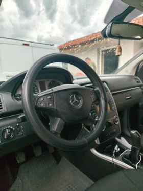 Mercedes-Benz B 180 Facelift Перфектен , снимка 2