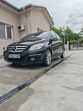 Mercedes-Benz B 180 Facelift Перфектен , снимка 9