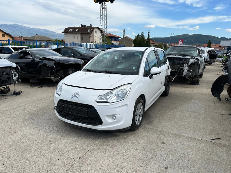 Citroen C3 1.1, снимка 2 - Автомобили и джипове - 45512935