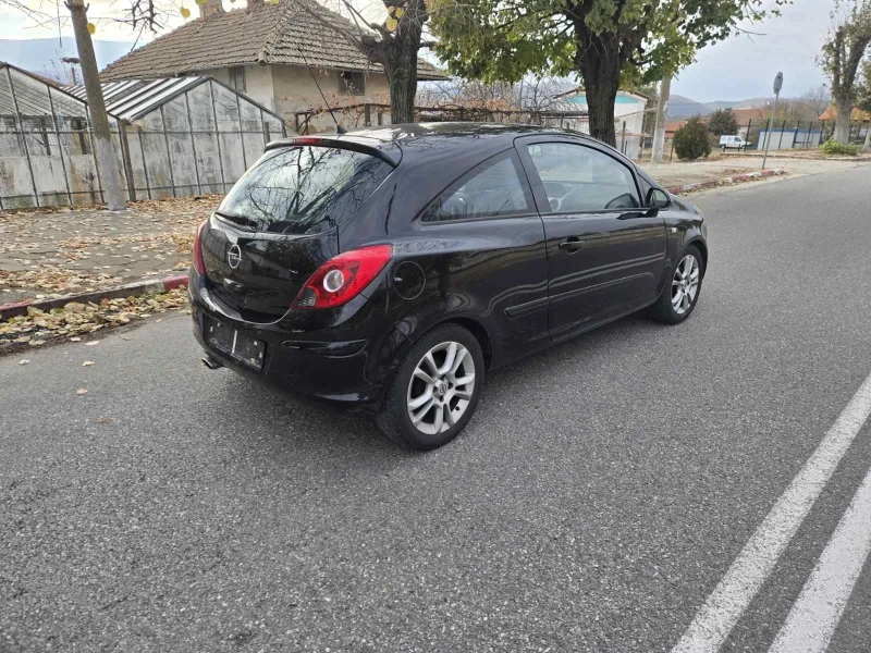 Opel Corsa 1.2, снимка 4 - Автомобили и джипове - 48006735