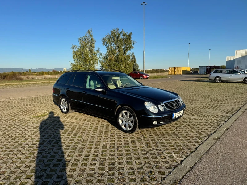 Mercedes-Benz E 500 4matic, снимка 8 - Автомобили и джипове - 48576456