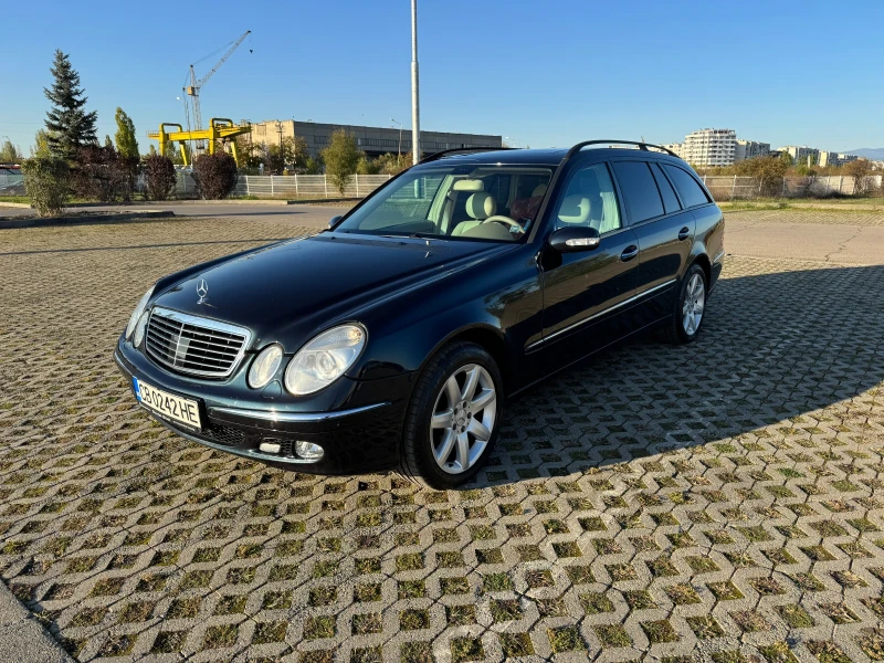 Mercedes-Benz E 500 4matic, снимка 2 - Автомобили и джипове - 48576456