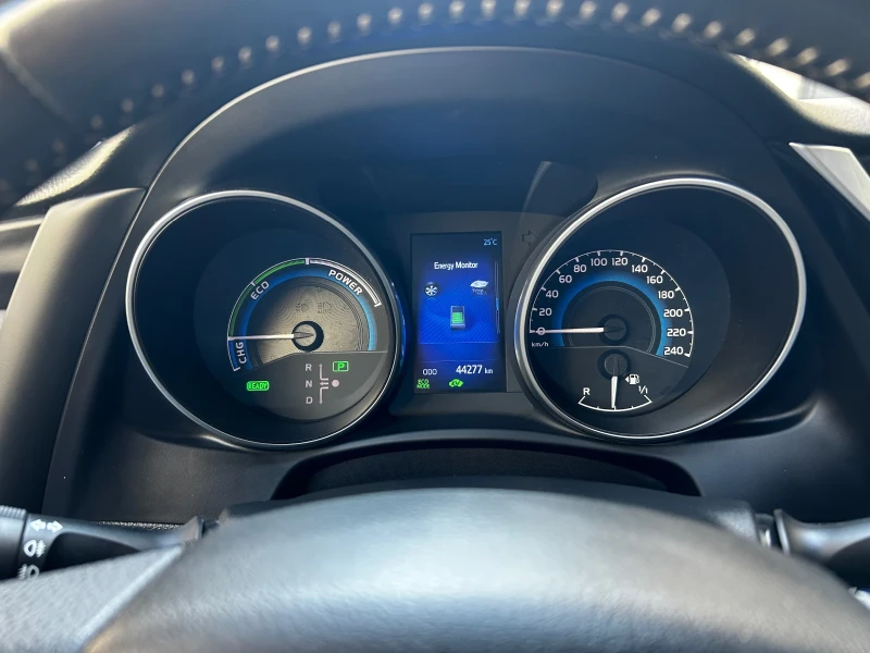 Toyota Auris, снимка 7 - Автомобили и джипове - 51734987