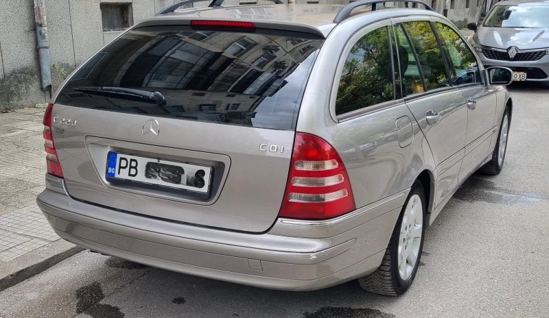 Mercedes-Benz C 220 CDI FACELIFT, снимка 5 - Автомобили и джипове - 51863743