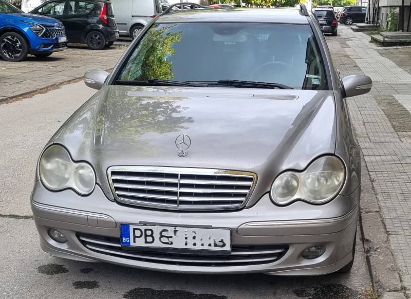 Mercedes-Benz C 220 CDI FACELIFT, снимка 2 - Автомобили и джипове - 51863743