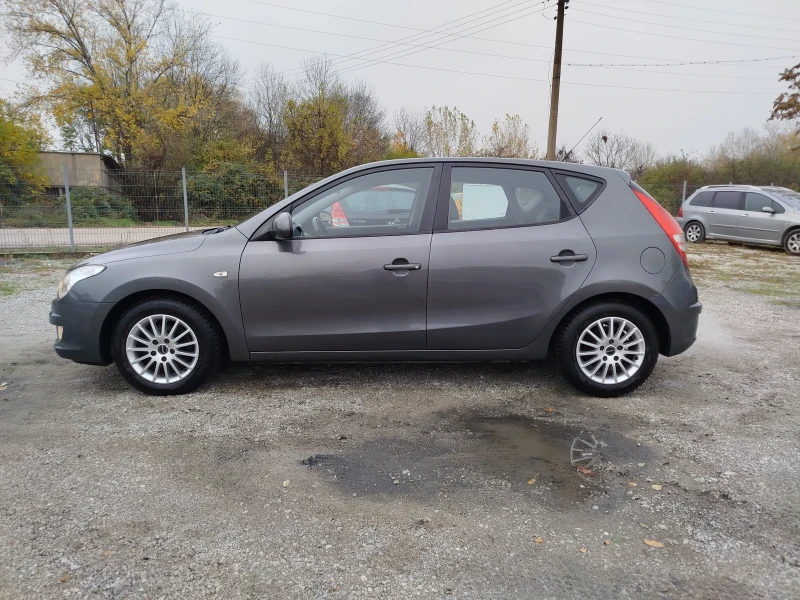Hyundai I30 1.6CRDI  116 ks , снимка 3 - Автомобили и джипове - 52446321