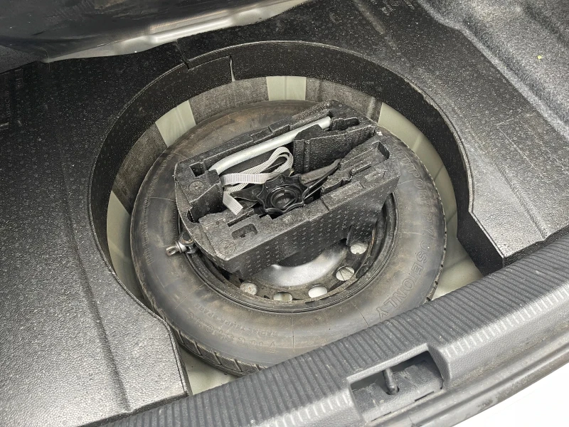 VW Passat 1.8 TSI SEL, снимка 16 - Автомобили и джипове - 52530319