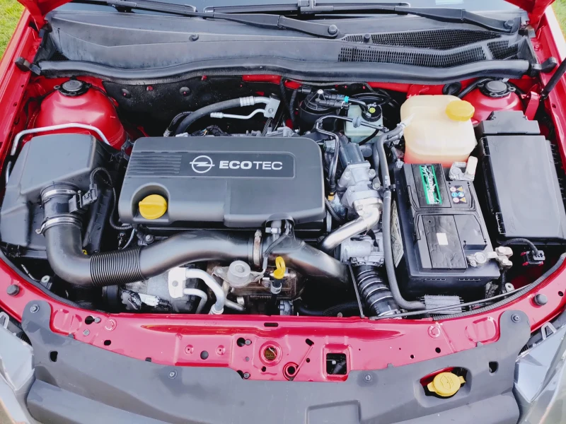 Opel Astra OPC line, снимка 12 - Автомобили и джипове - 52471836