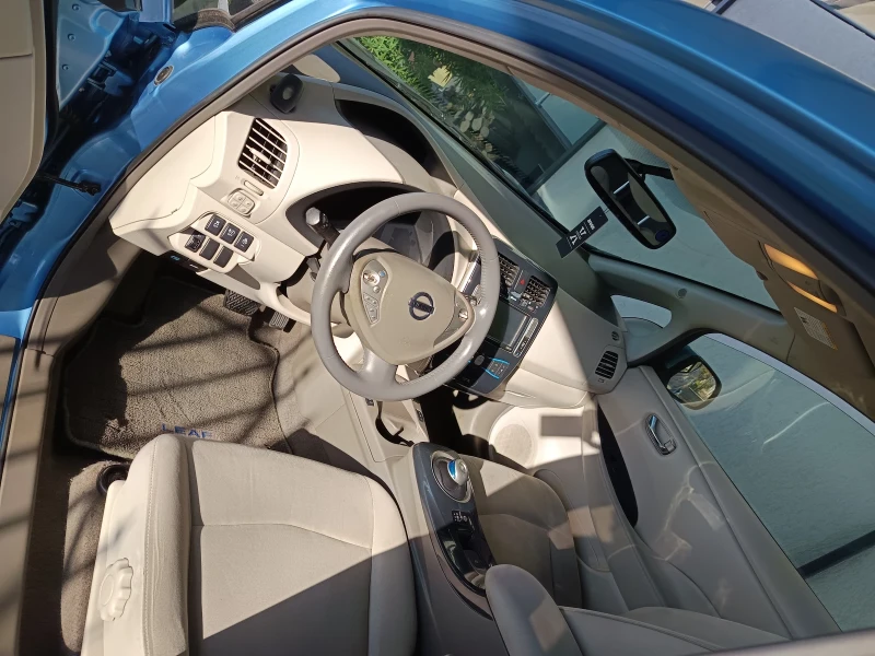 Nissan Leaf  24kw, снимка 9 - Автомобили и джипове - 52504730