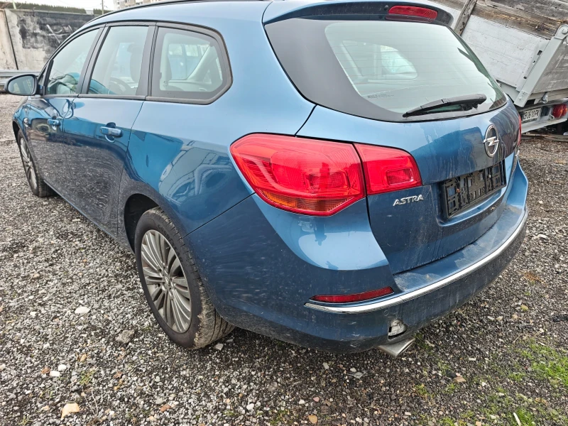 Opel Astra 1.4i Turbo , снимка 6 - Автомобили и джипове - 53209735