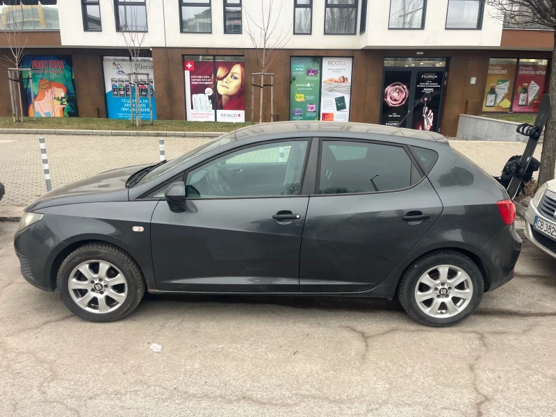 Seat Ibiza, снимка 4 - Автомобили и джипове - 53513185