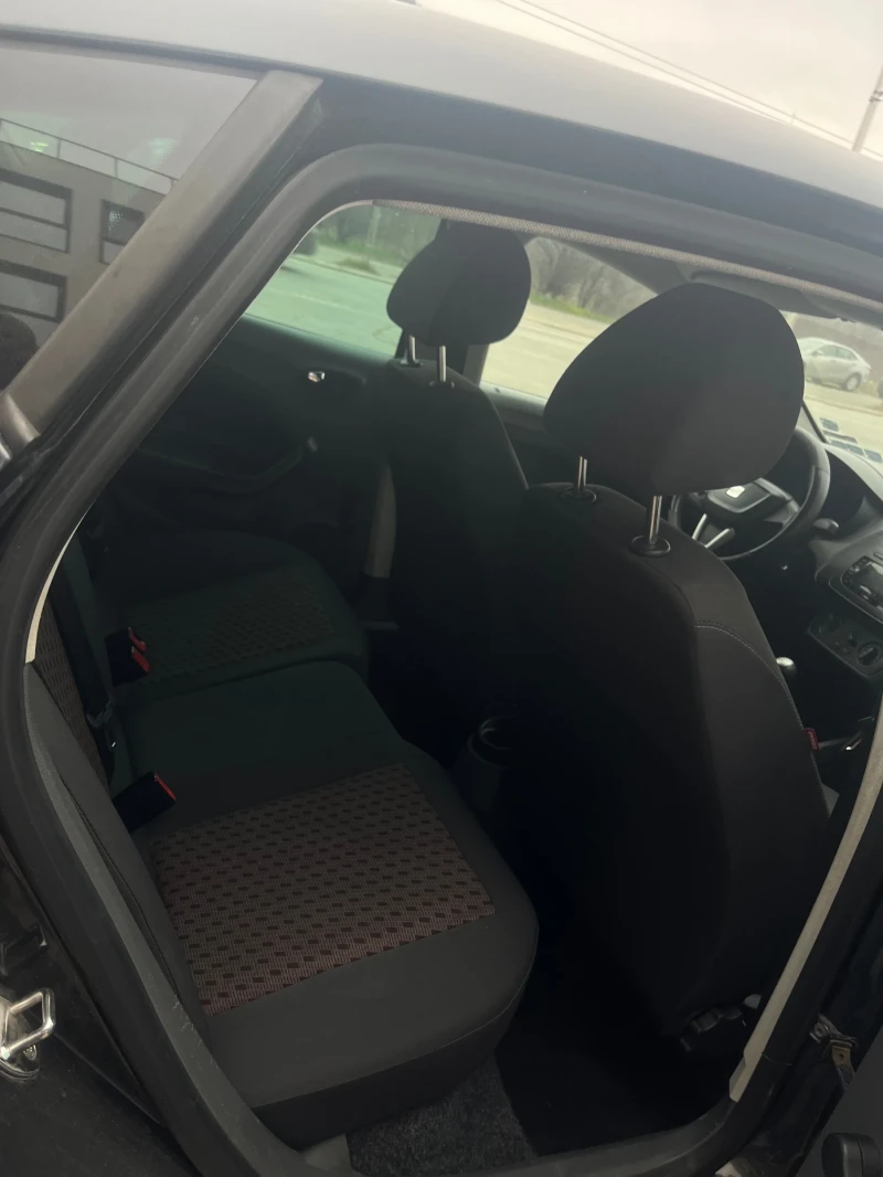 Seat Ibiza, снимка 9 - Автомобили и джипове - 53513185