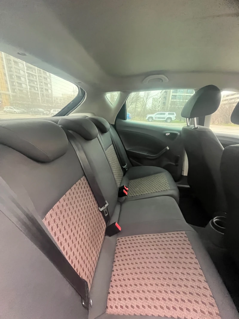 Seat Ibiza, снимка 10 - Автомобили и джипове - 53513185