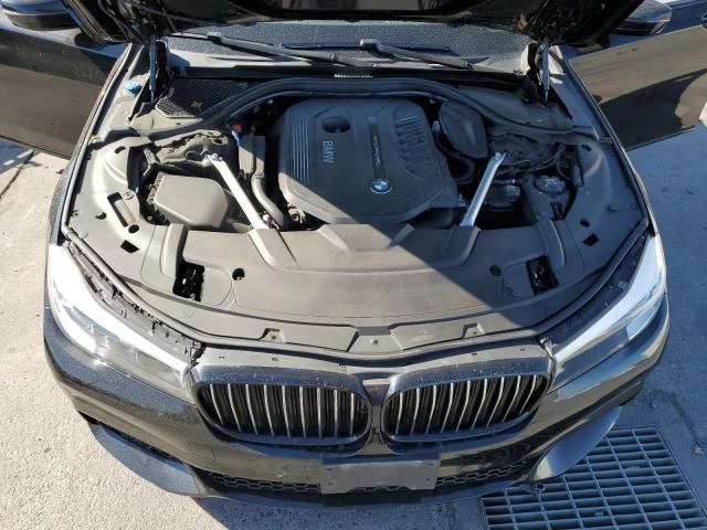 BMW 740, снимка 11 - Автомобили и джипове - 47422984