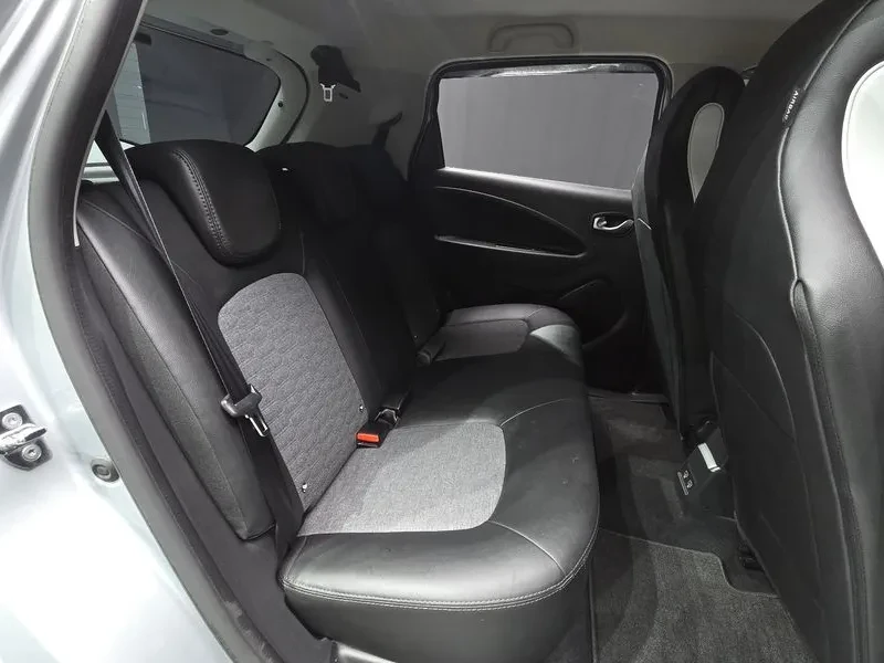Renault Zoe Intense Eco, снимка 11 - Автомобили и джипове - 56165897