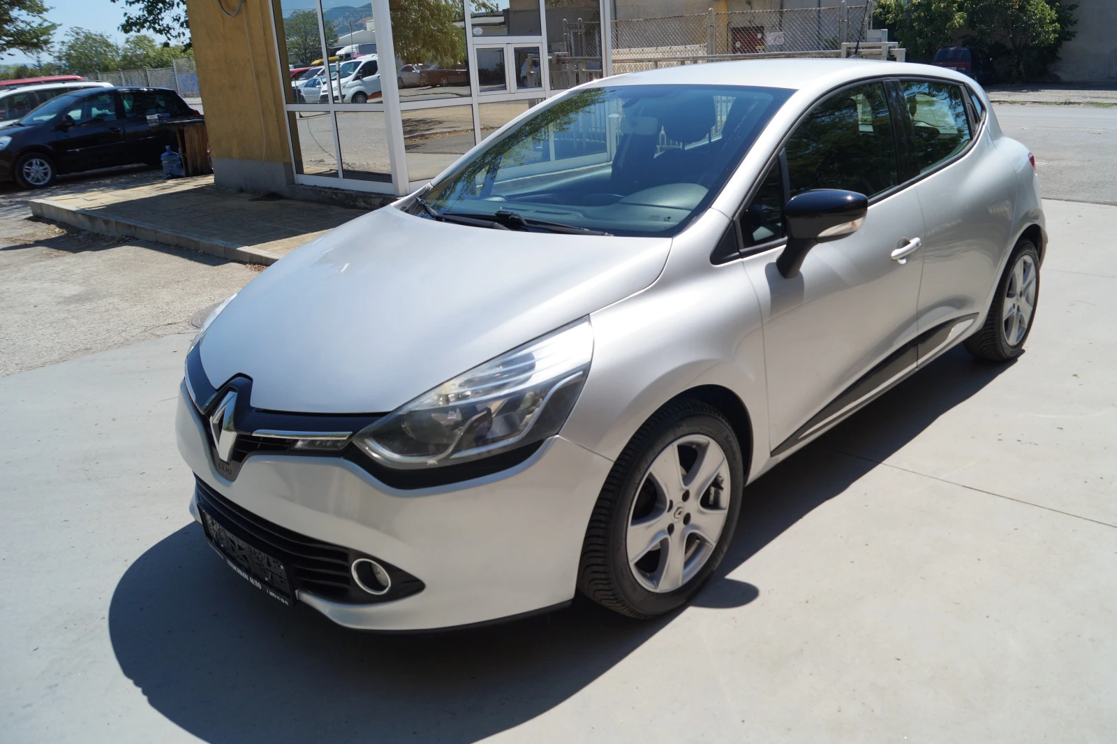 Renault Clio - [1] 