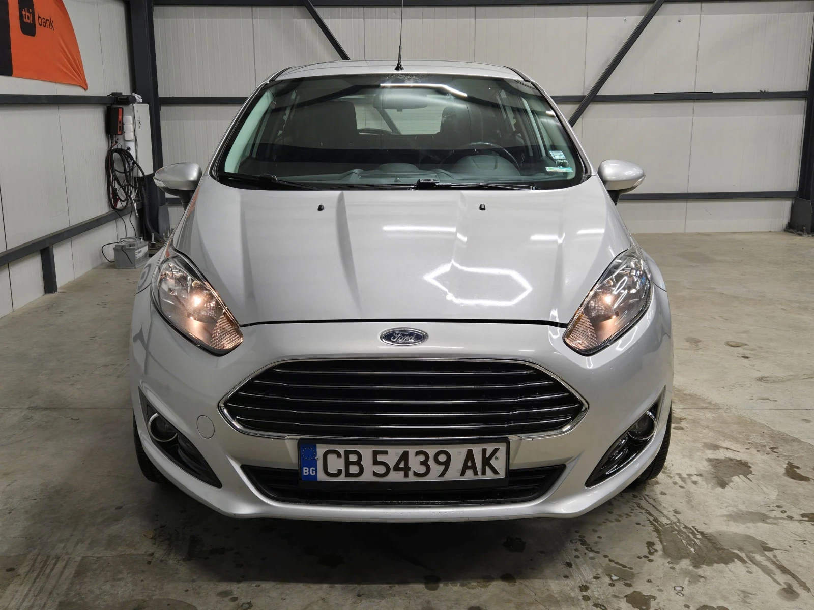 Ford Fiesta 1.4 дизел / Регистрирана / Обслужена / От България - изображение 2