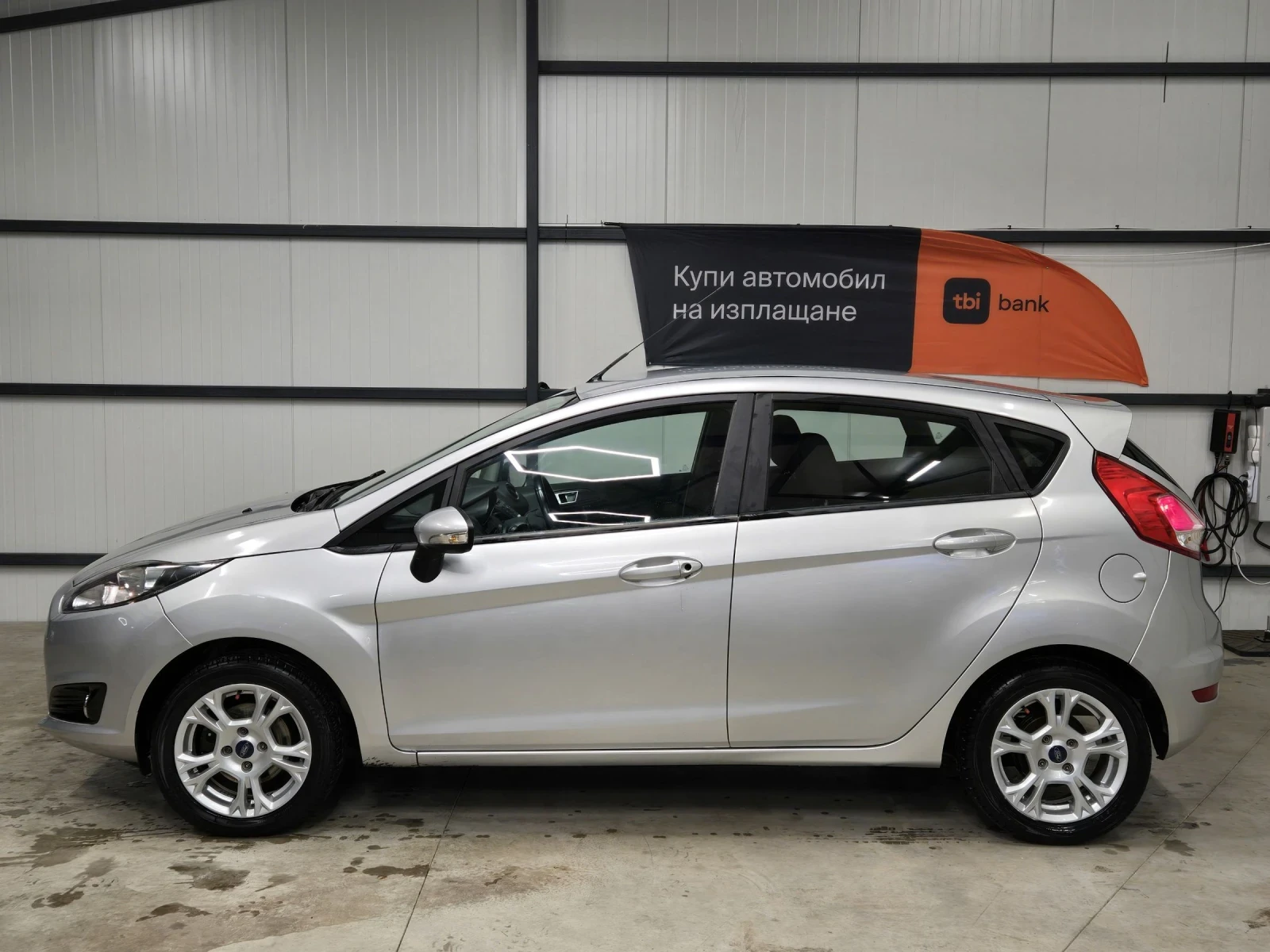 Ford Fiesta 1.4 дизел / Регистрирана / Обслужена / От България - изображение 7