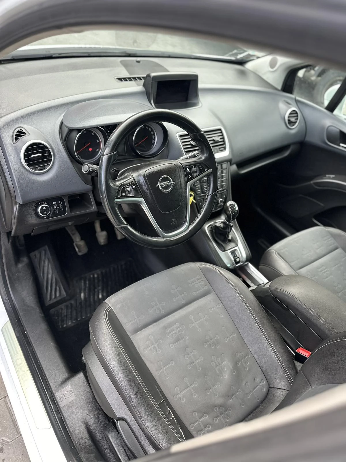 Opel Meriva 1.7CDTI - изображение 8