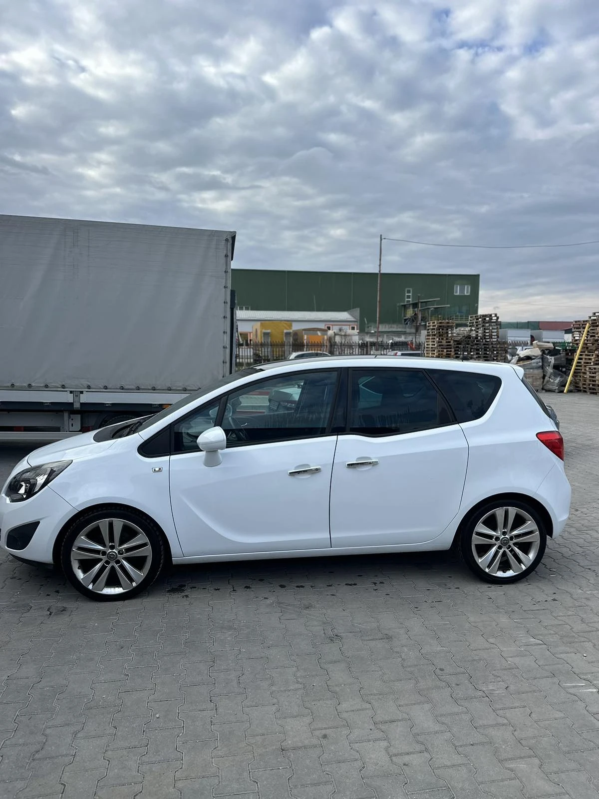 Opel Meriva 1.7CDTI - изображение 4