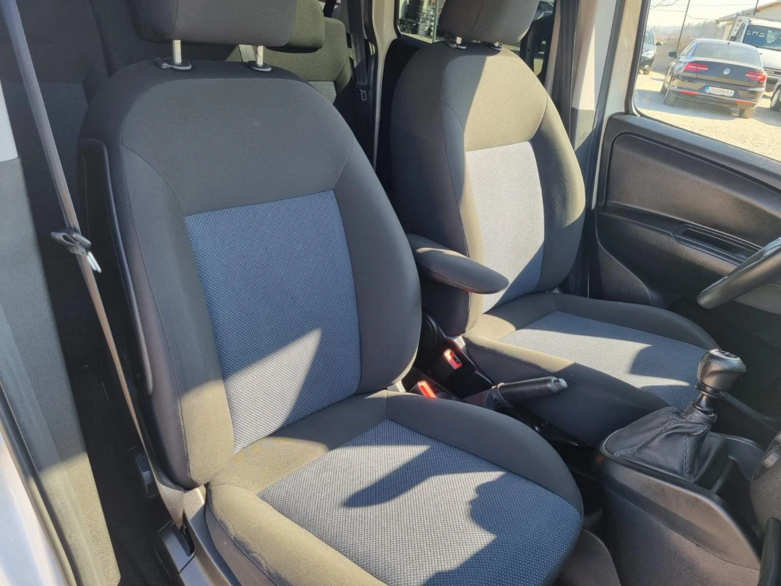 Fiat Doblo 1.4i - изображение 7