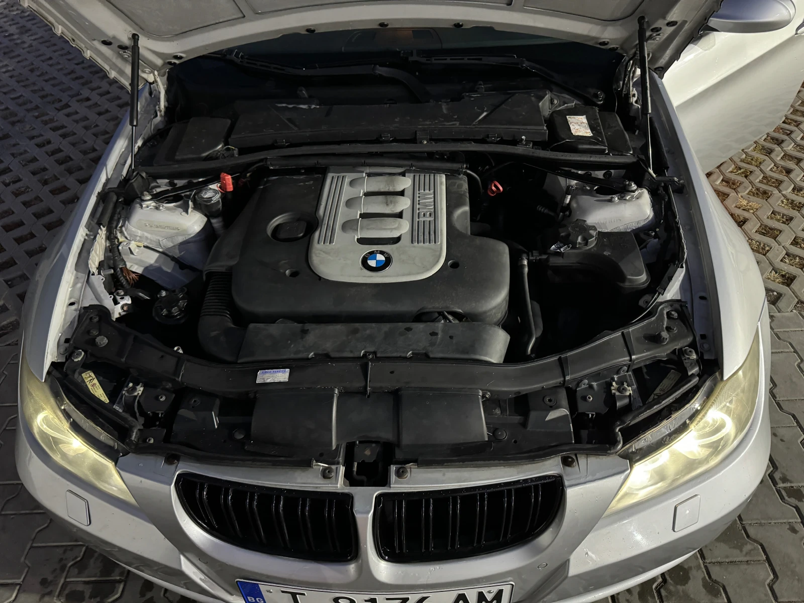 BMW 330  - изображение 6