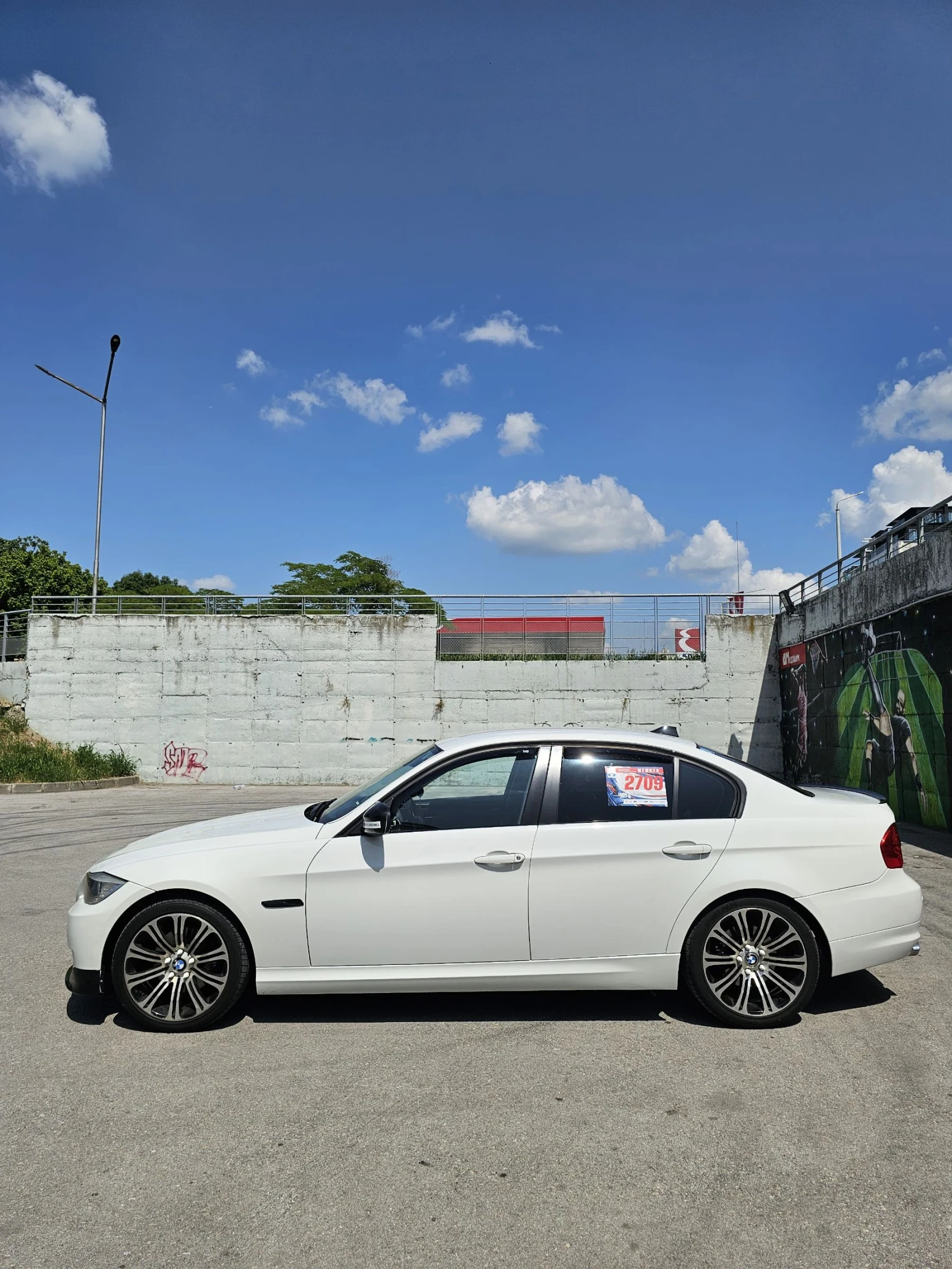 BMW 320  - изображение 6