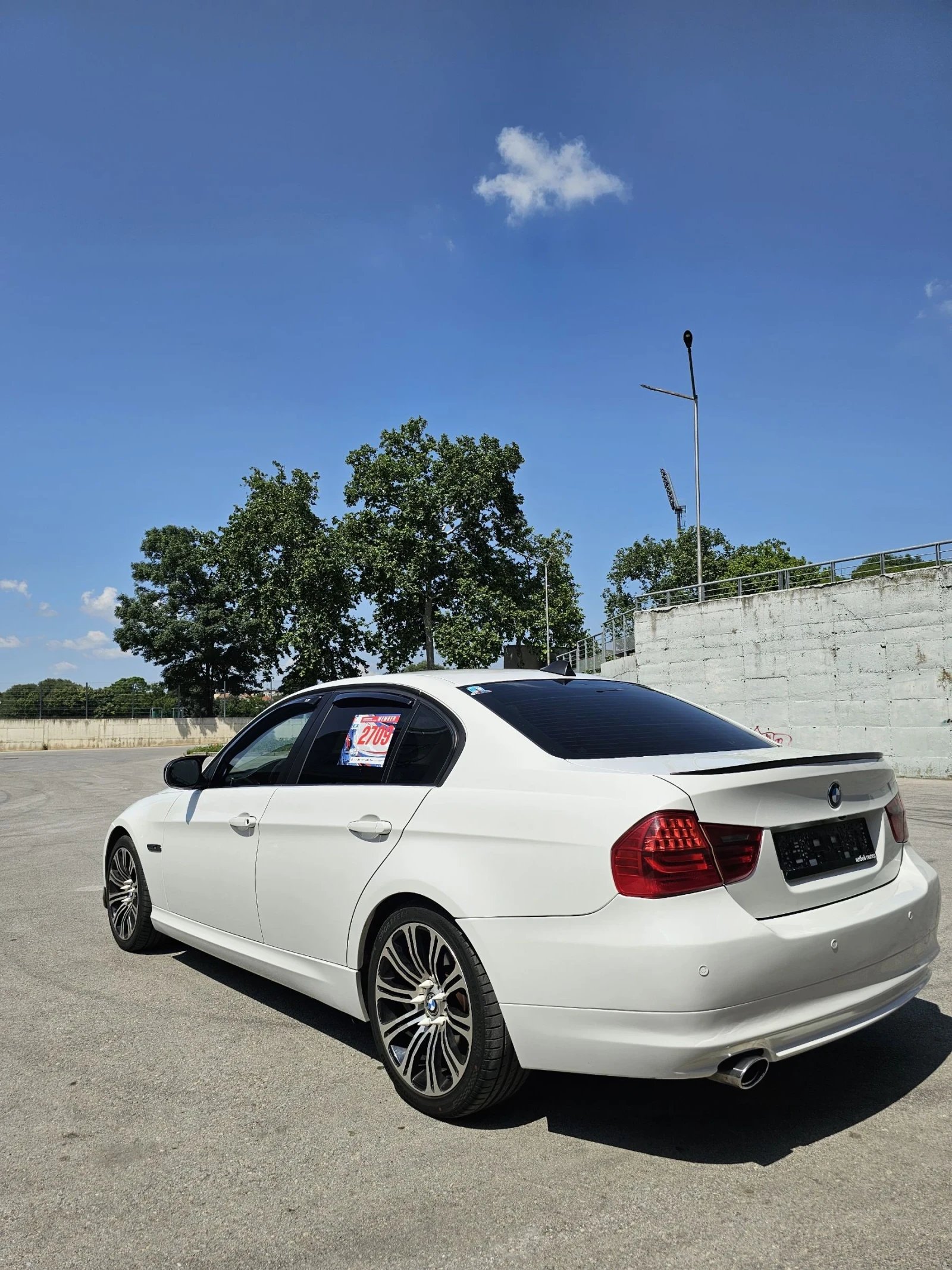 BMW 320  - изображение 8