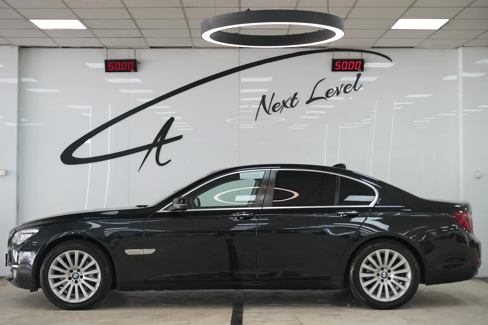 BMW 740 d xDrive Facelift АВТОМОБИЛА ИМА ДРЕБНИ ЗАБЕЛЕЖКИ - изображение 4