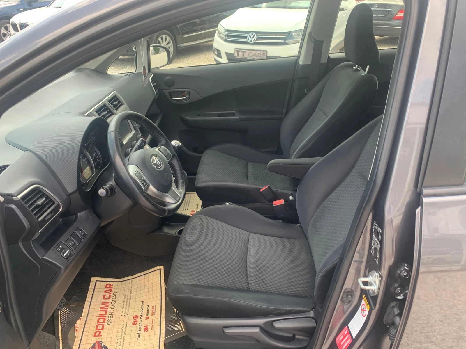 Toyota Verso S 1.4D4D 6ск - изображение 10