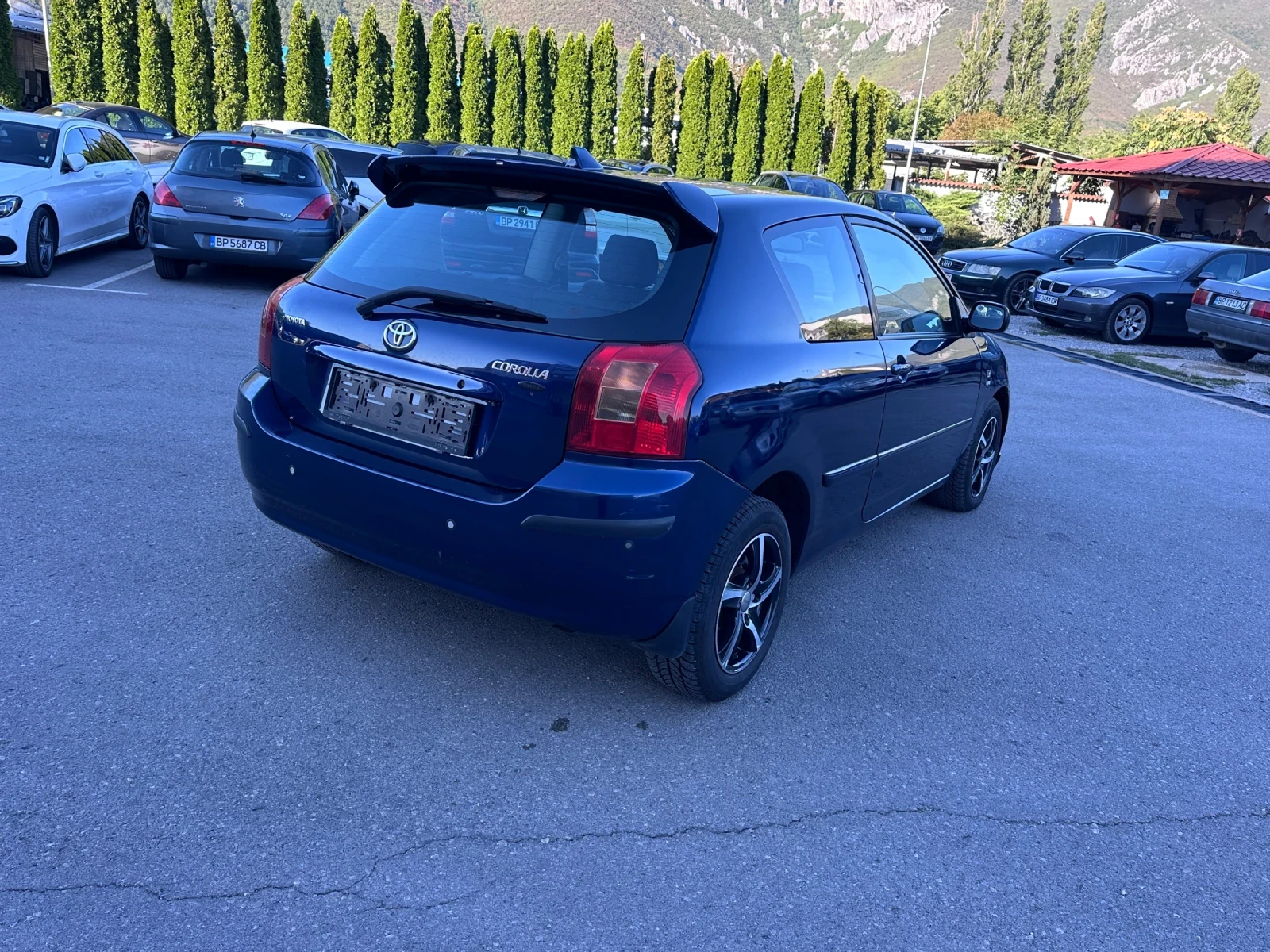 Toyota Corolla 1.6i - КЛИМАТИК - изображение 5