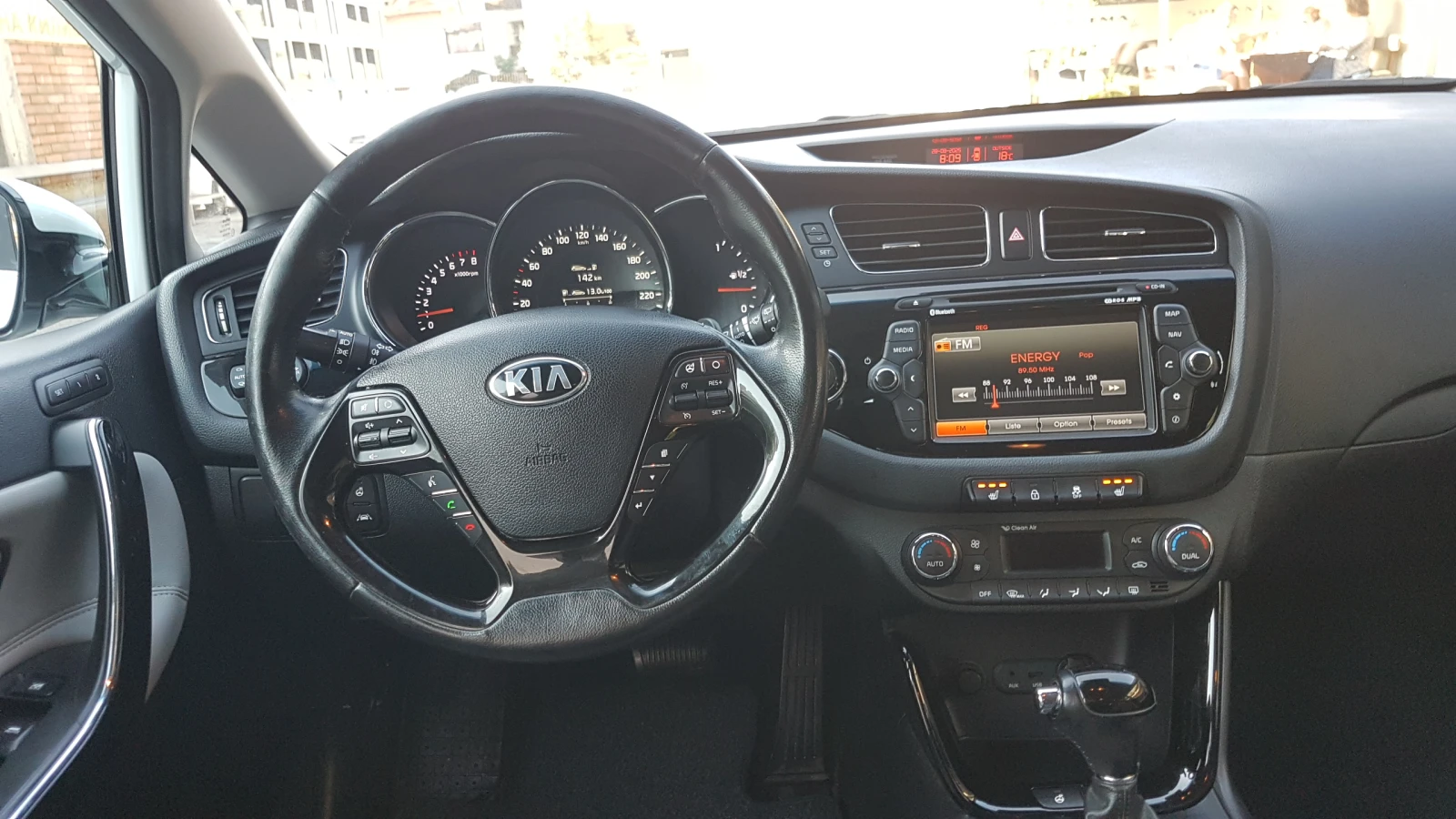 Kia Ceed 1.6 AVTOMAT EKSKLOZIV - изображение 9