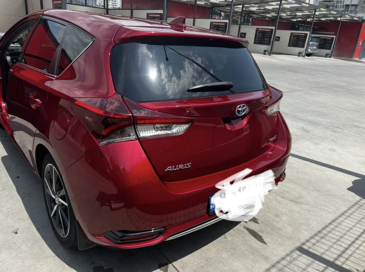 Toyota Auris  - изображение 6