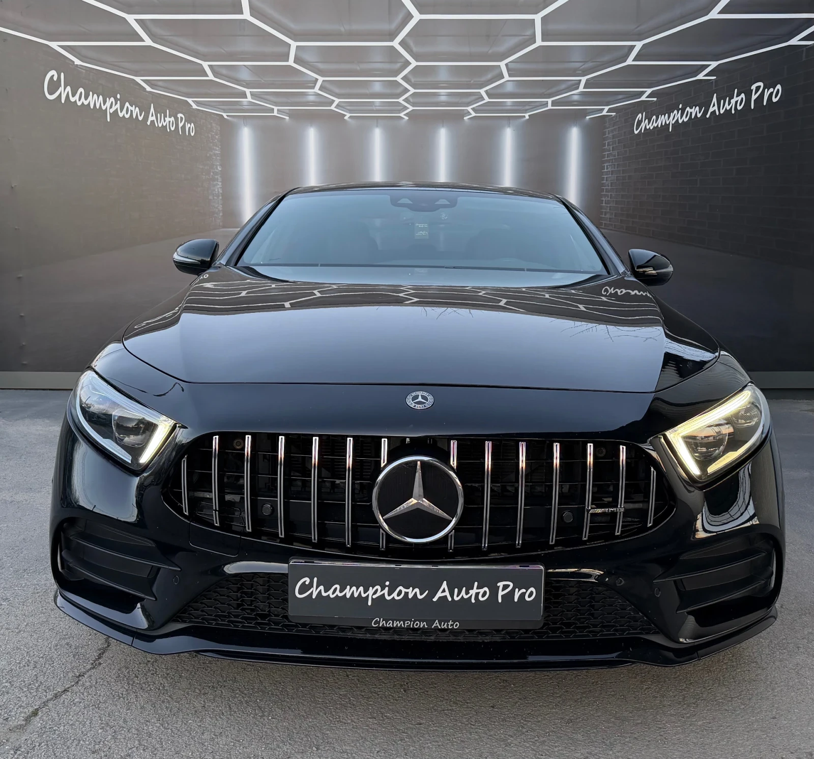 Mercedes-Benz CLS 350 AMG-4Matic, снимка 2 - Автомобили и джипове - 52458066