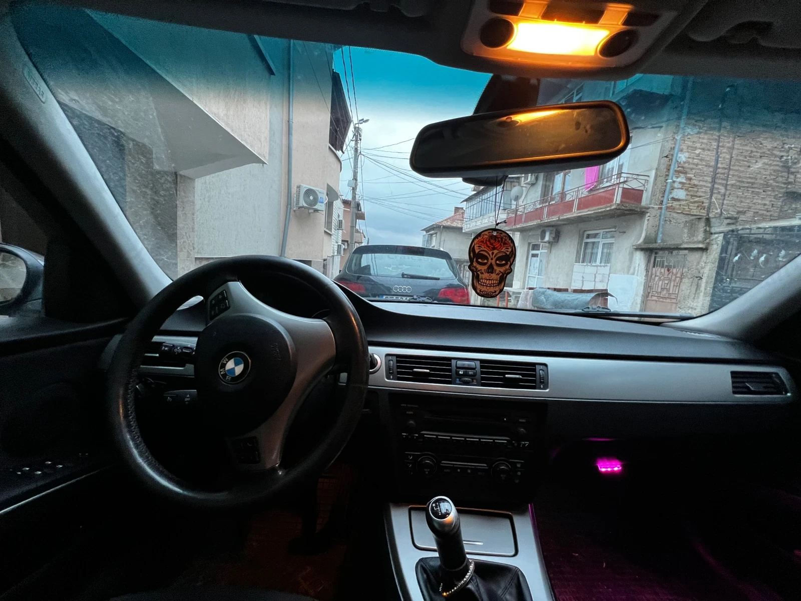 BMW 320  - изображение 9