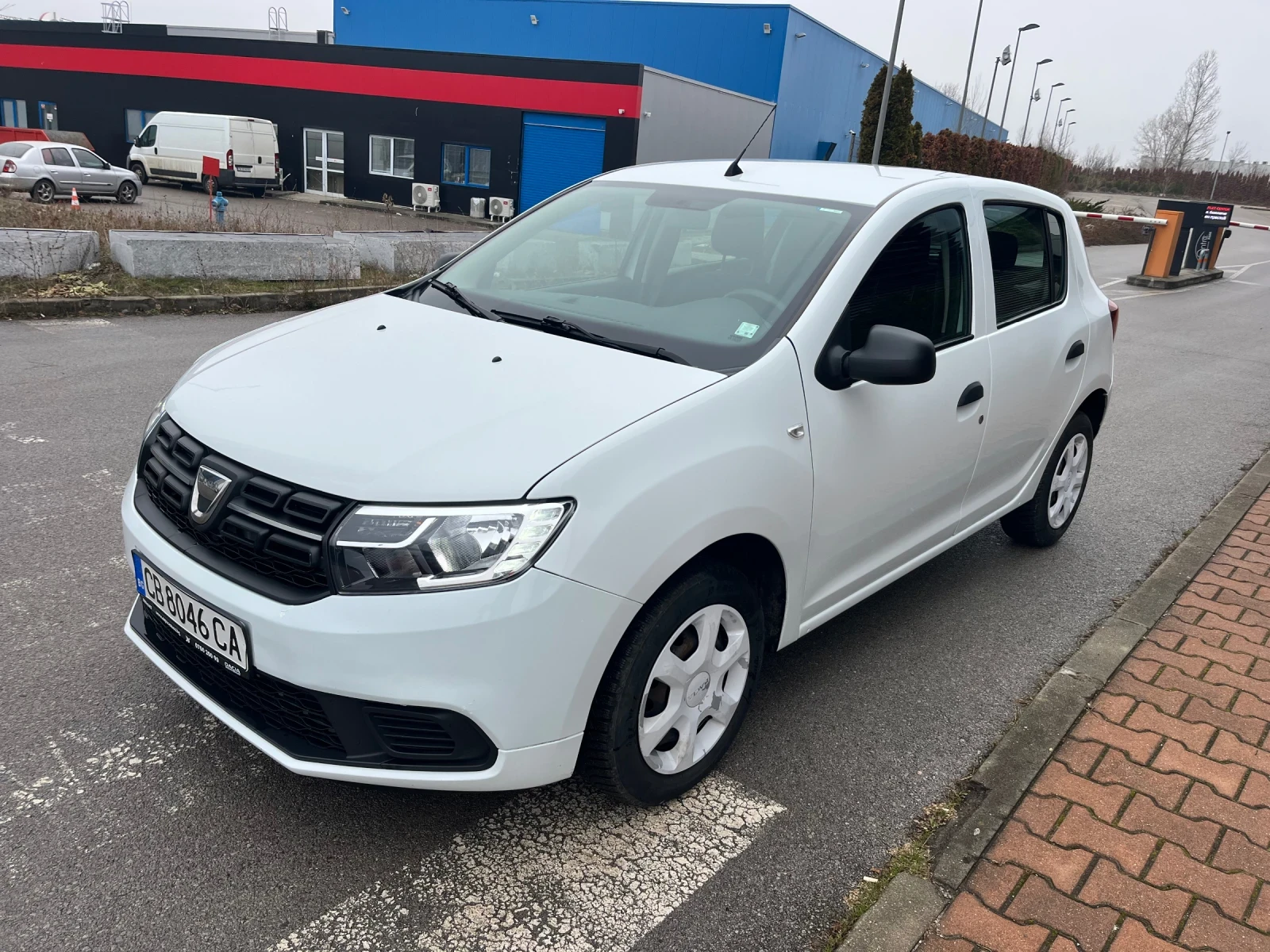 Dacia Sandero 2 бр. Бензин и Дизел, снимка 10 - Автомобили и джипове - 53737923