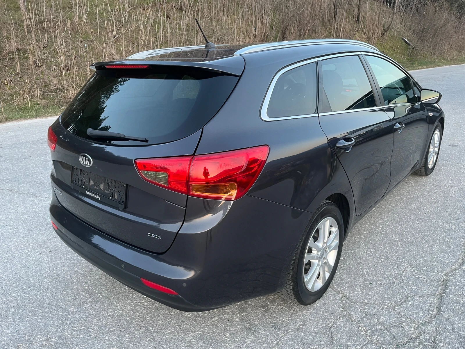 Kia Ceed 1.6 128 к.с, снимка 9 - Автомобили и джипове - 53850456