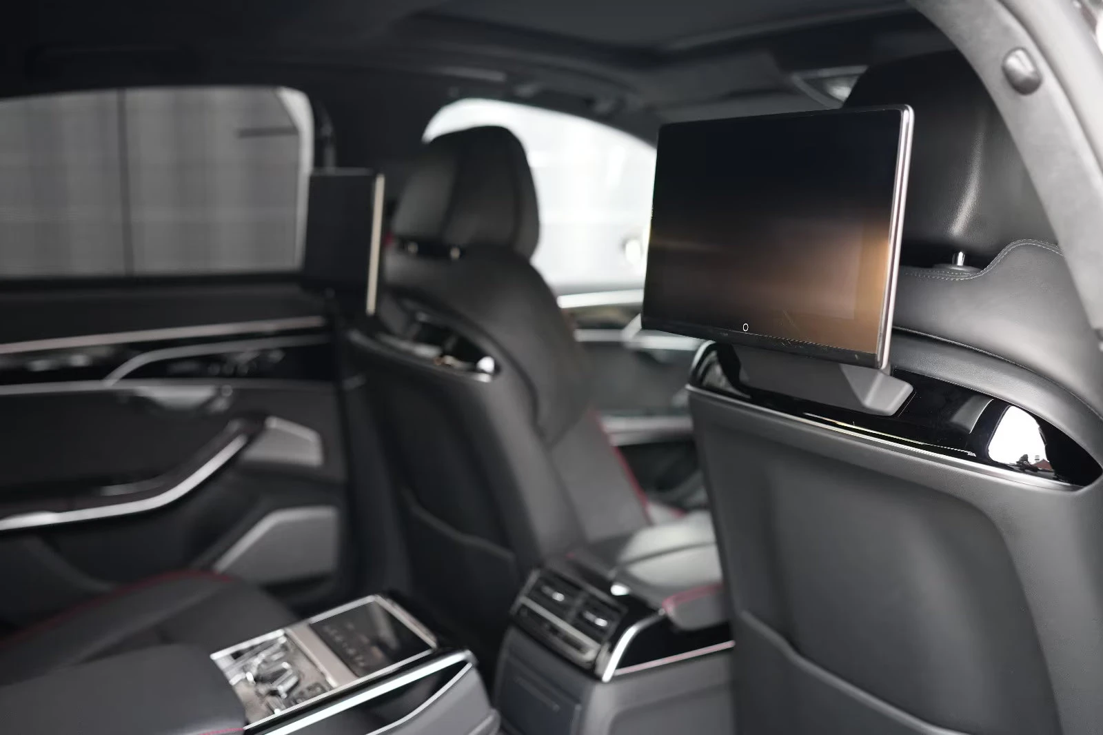 Audi S8 571HP/B&O/ACC/TV/PAN/AMBI/360/MATRIX/326z | Mobile.bg � ����������� 13