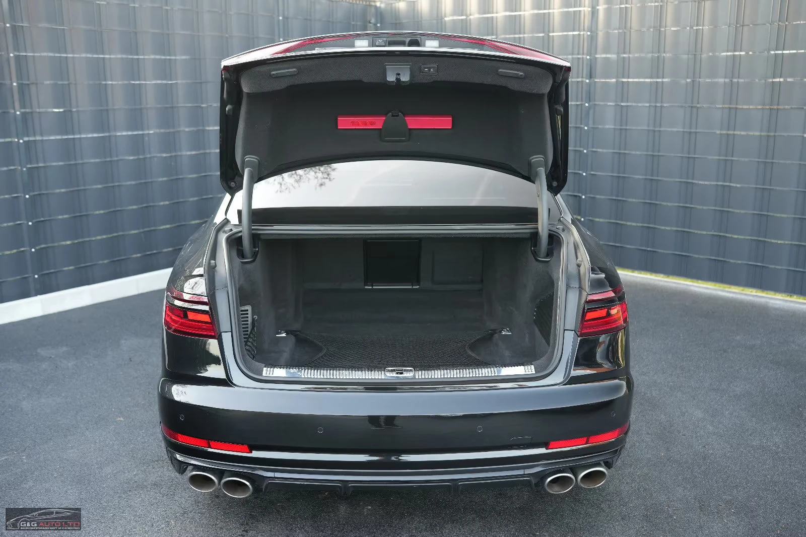 Audi S8 571HP/B&O/ACC/TV/PAN/AMBI/360/MATRIX/326z | Mobile.bg � ����������� 8