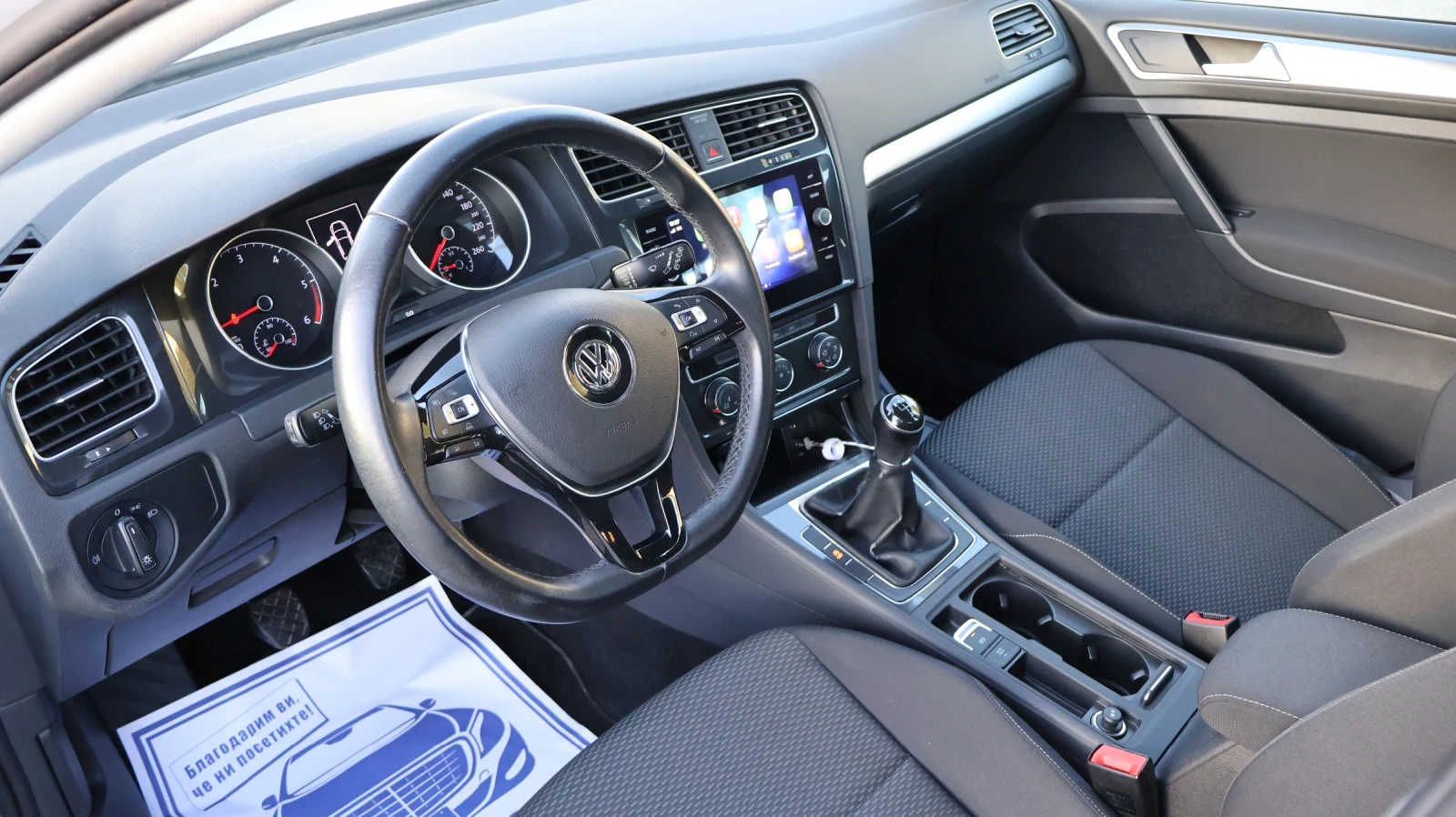 VW Golf 1.6TDI FaceLift CARPLAY, снимка 8 - Автомобили и джипове - 54336122