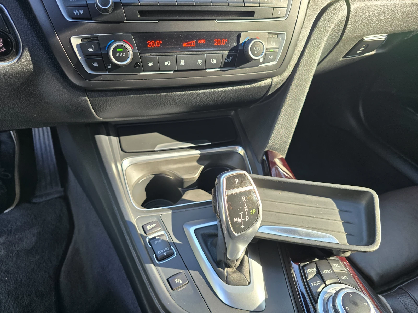 BMW 335 ix, снимка 9 - Автомобили и джипове - 54341678