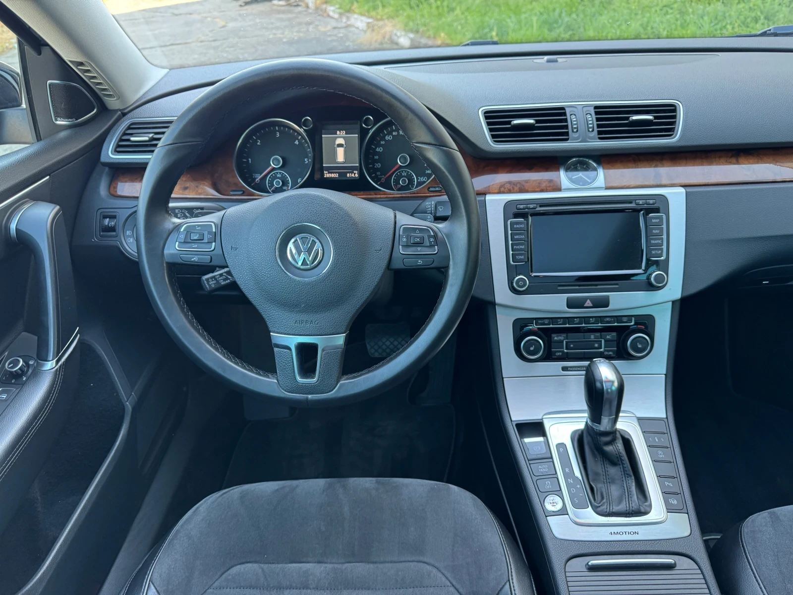 VW Passat 2.0TDI 4Motion HIGHLINE DYNAUDIO DISTRONIC PANO, снимка 12 - Автомобили и джипове - 54436832