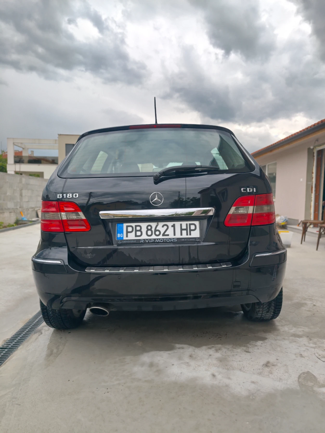 Mercedes-Benz B 180 Facelift Перфектен , снимка 8 - Автомобили и джипове - 54575434
