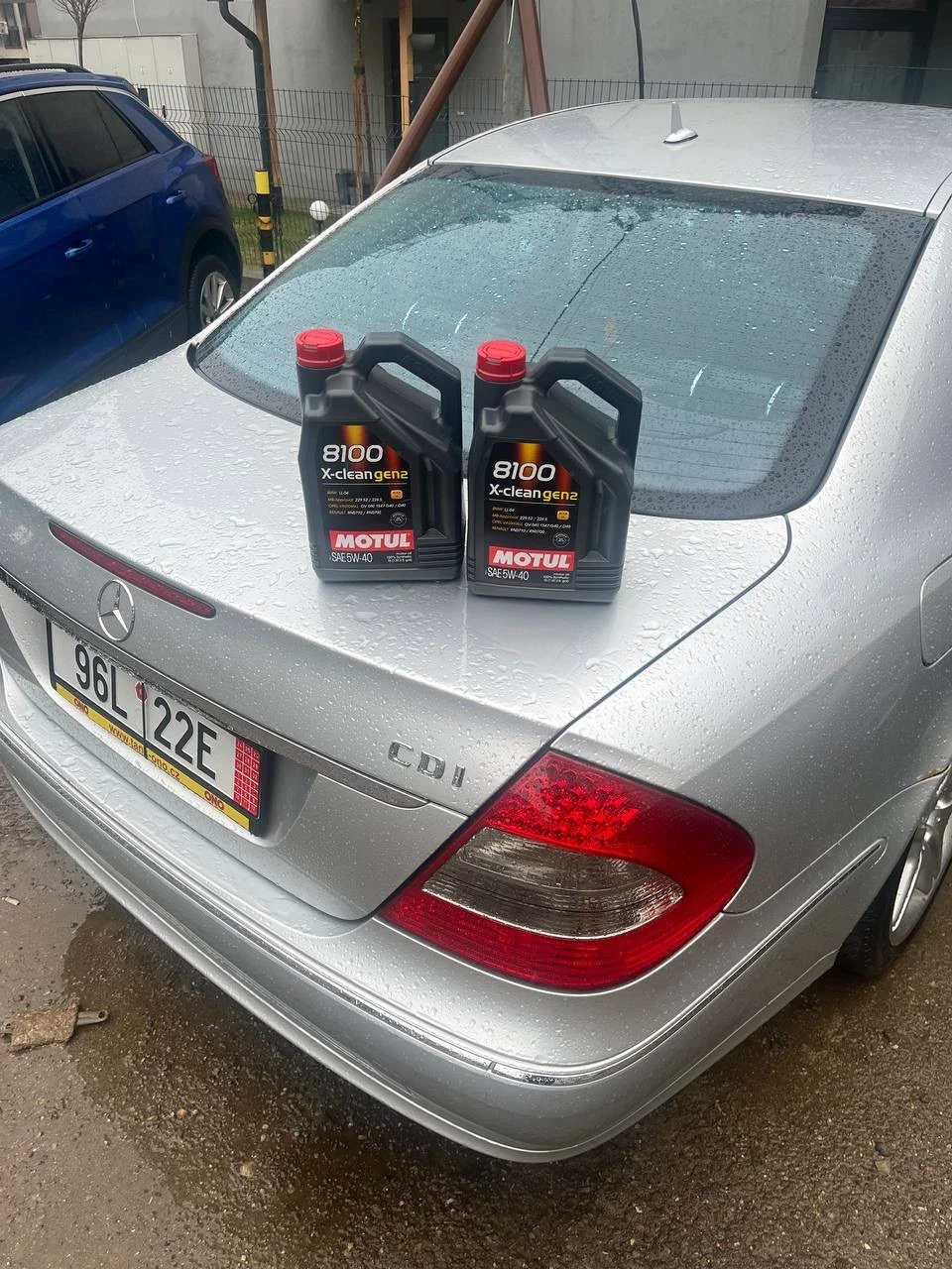 Mercedes-Benz E 320, снимка 4 - Автомобили и джипове - 54598604