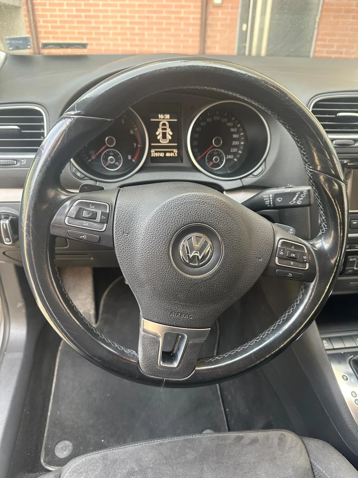 VW Golf 1.4 TSI (160 Hp), снимка 9 - Автомобили и джипове - 54917229